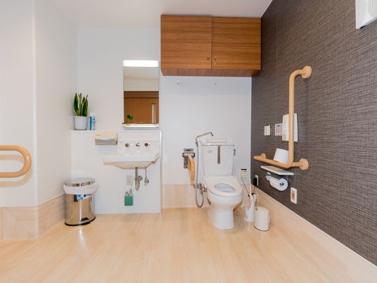 バリアフリー対応の洗面トイレ