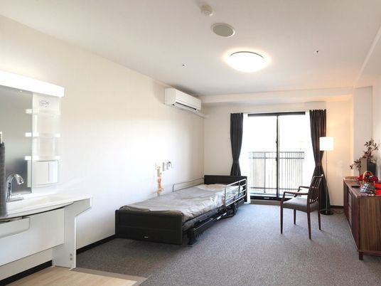 居室の明るい空間