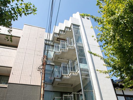 外観の建物  