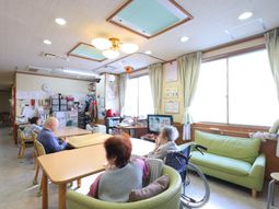 明るい共用スペース