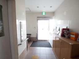 明るい玄関ホール