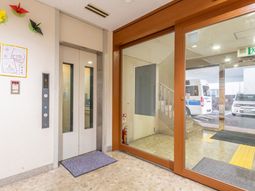 エレベーター前廊下