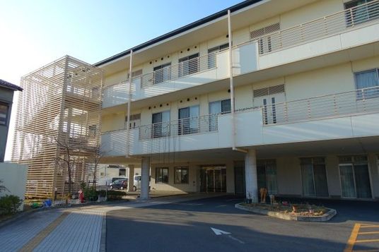 外観のある施設建物  