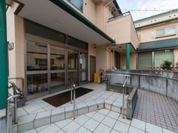 明るいエントランス