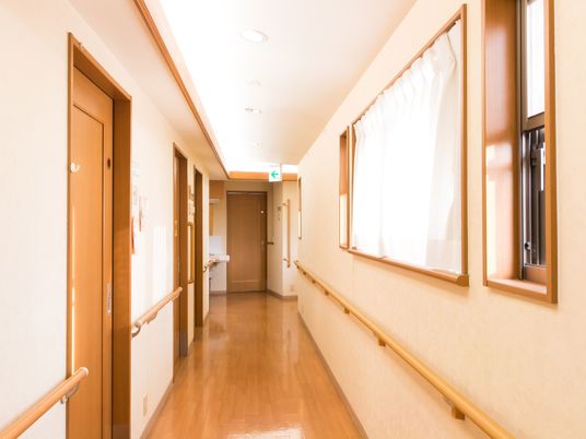 清潔な廊下の光景