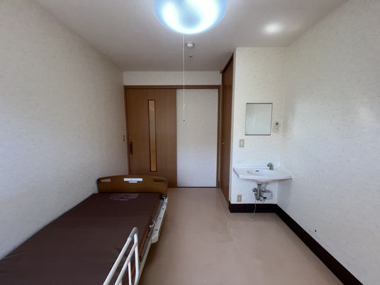 シンプルな個室