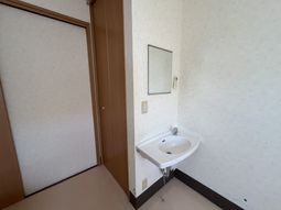 シンプルな洗面台