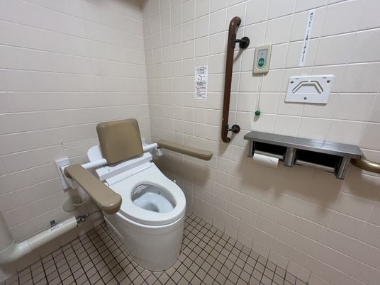 広々としたトイレ