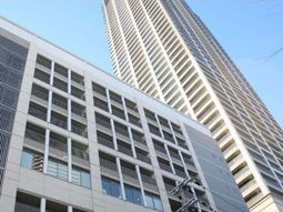 高層ビル外観