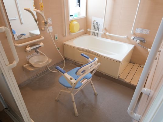 バリアフリー浴室設備