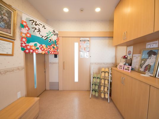 和風装飾のエントランス