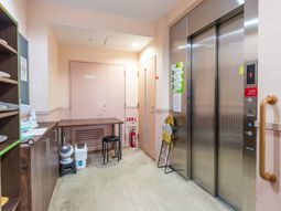 廊下にあるエレベーター