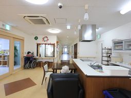 スペースある食堂エリア