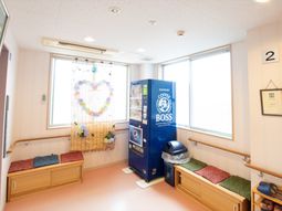 休憩スペースの明るい場所