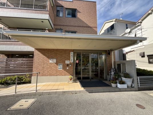 ゆとりあるエントランス