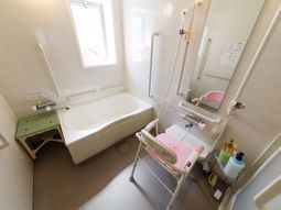 バリアフリー浴室設備