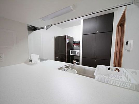 清潔なキッチンスペース