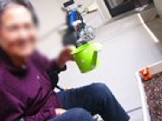 車椅子の方が活動中の様子
