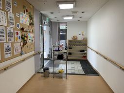 廊下の明るい場所