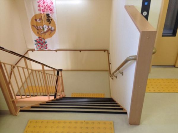 段差の少ない階段