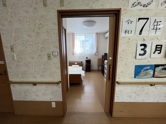 居室へのドア