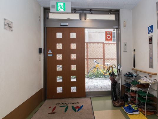 出入り口と靴ラック