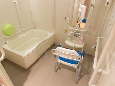 バリアフリー浴室設備