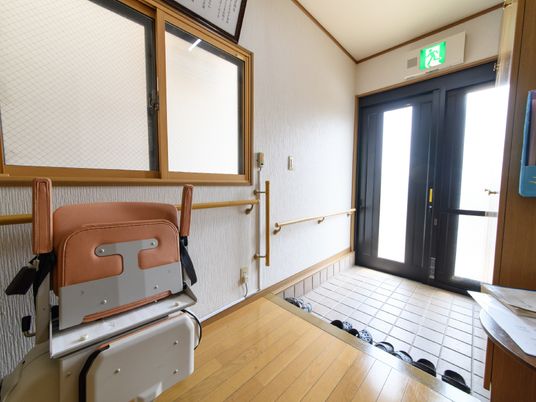 階段昇降機のある廊下