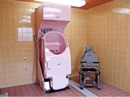 介護用バス設備