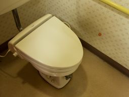 清潔なトイレ設備