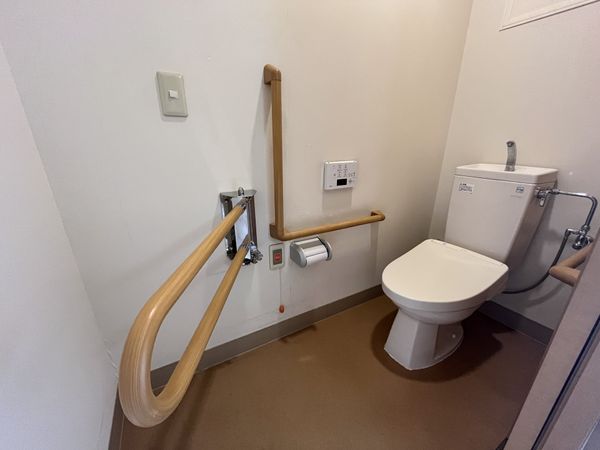 安全設計のトイレ