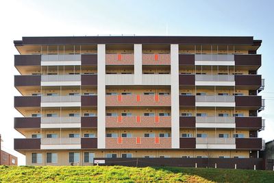 温かみのある建物外観  