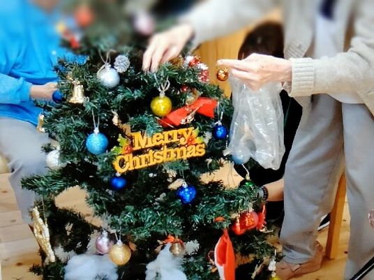 クリスマスツリー装飾