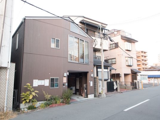 施設の外観撮影