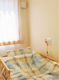 明るい居室の寝具