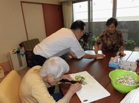 料理活動する利用者様