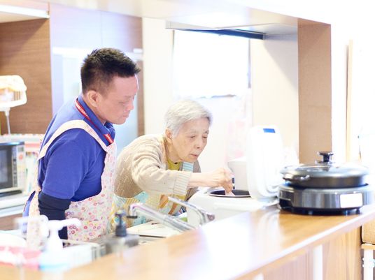 調理支援のスタッフイメージ