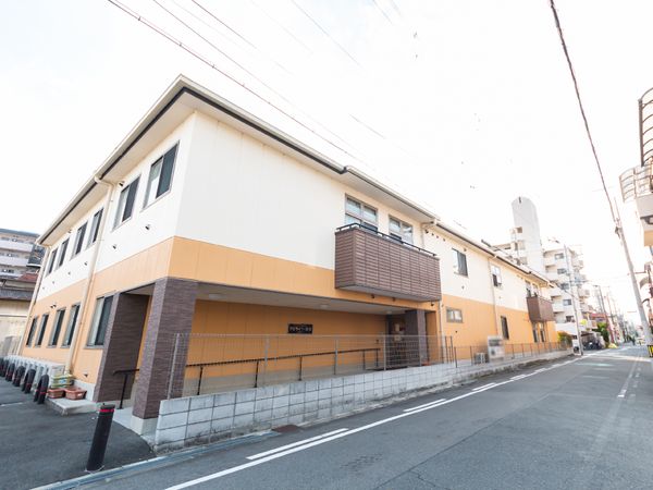 清潔感ある建物の外観