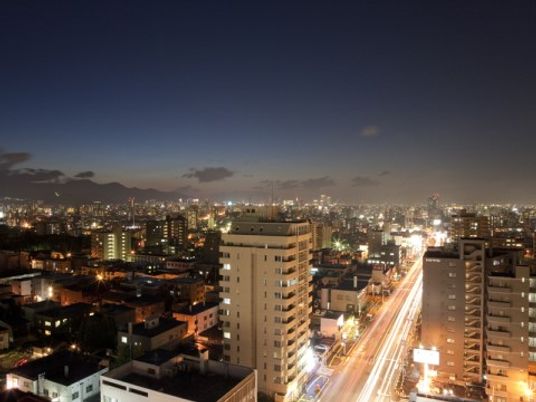 都市の夜間景色