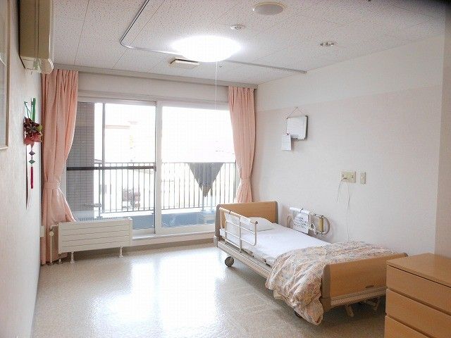 明るい居室  