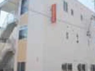 3階建ての建物外観