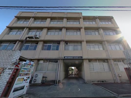 建物正面の外観  