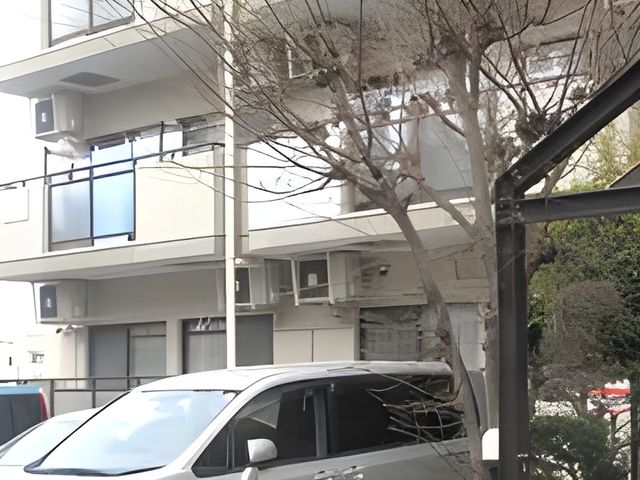 建物の外観 外観 建物の外観は、周囲の自然と調和し、訪れる方に安心感を与えます。