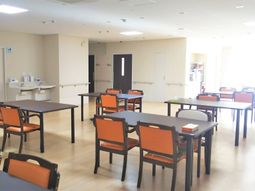 明るいダイニングエリア