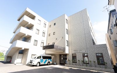 広々とした外観