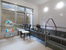 清潔な浴室設備
