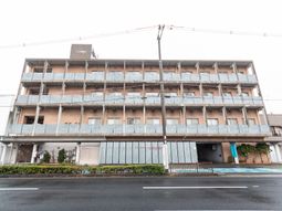 多階層ビルの外観