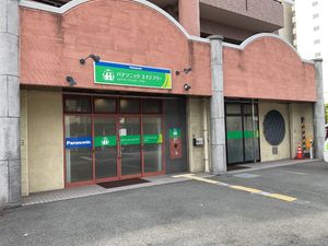 エントランス外観  