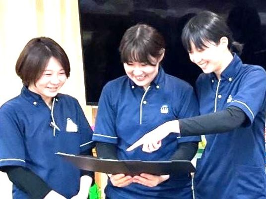 スタッフが確認する休憩室  