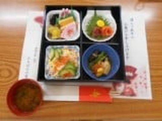 和食の盛り合わせ